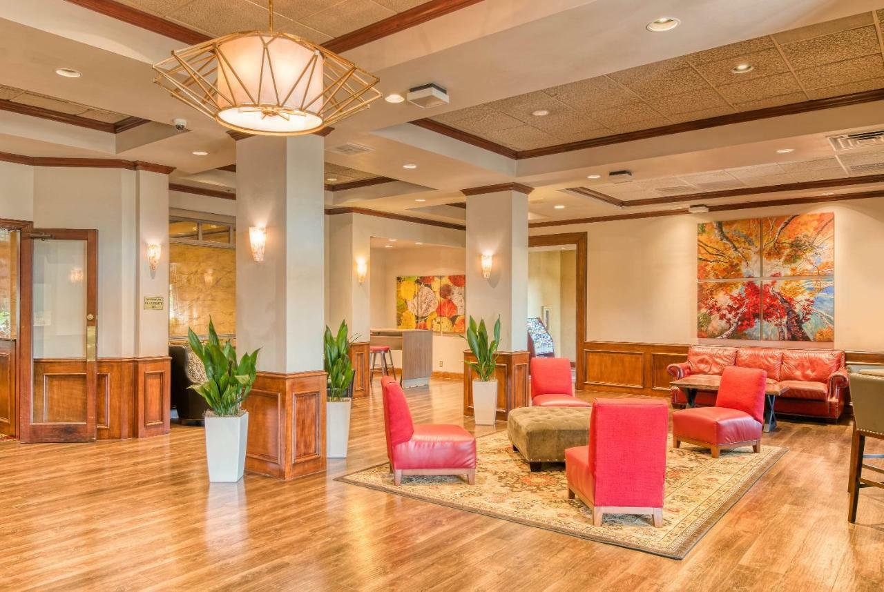 Mcm Elegante Hotel And Suites - Даллас Экстерьер фото